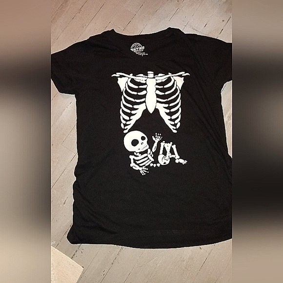 Halloween maternity shirt - Picture 1 of 2